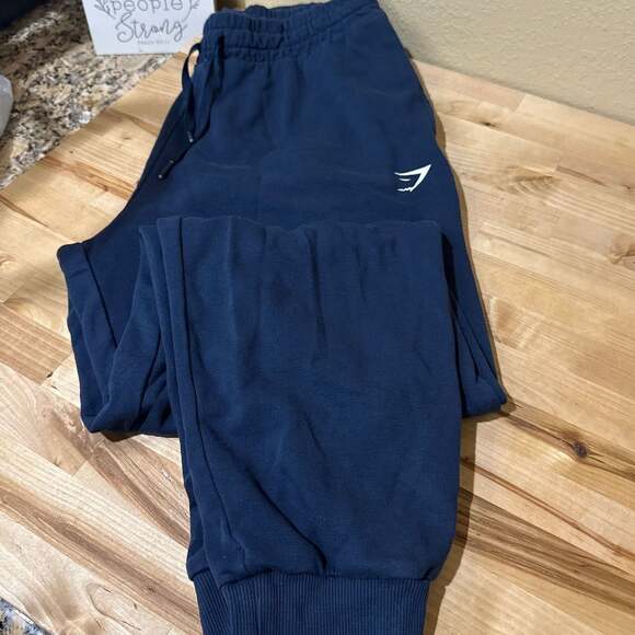 Gymshark Men's Crest Joggers - Navy Blue XL - Picture 5 of 9